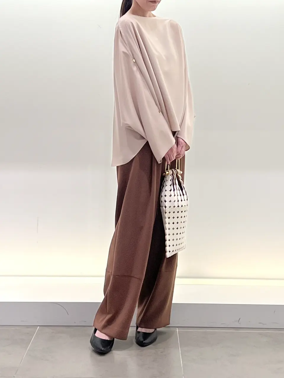 BEIGE， スタッフ コーディネート画像