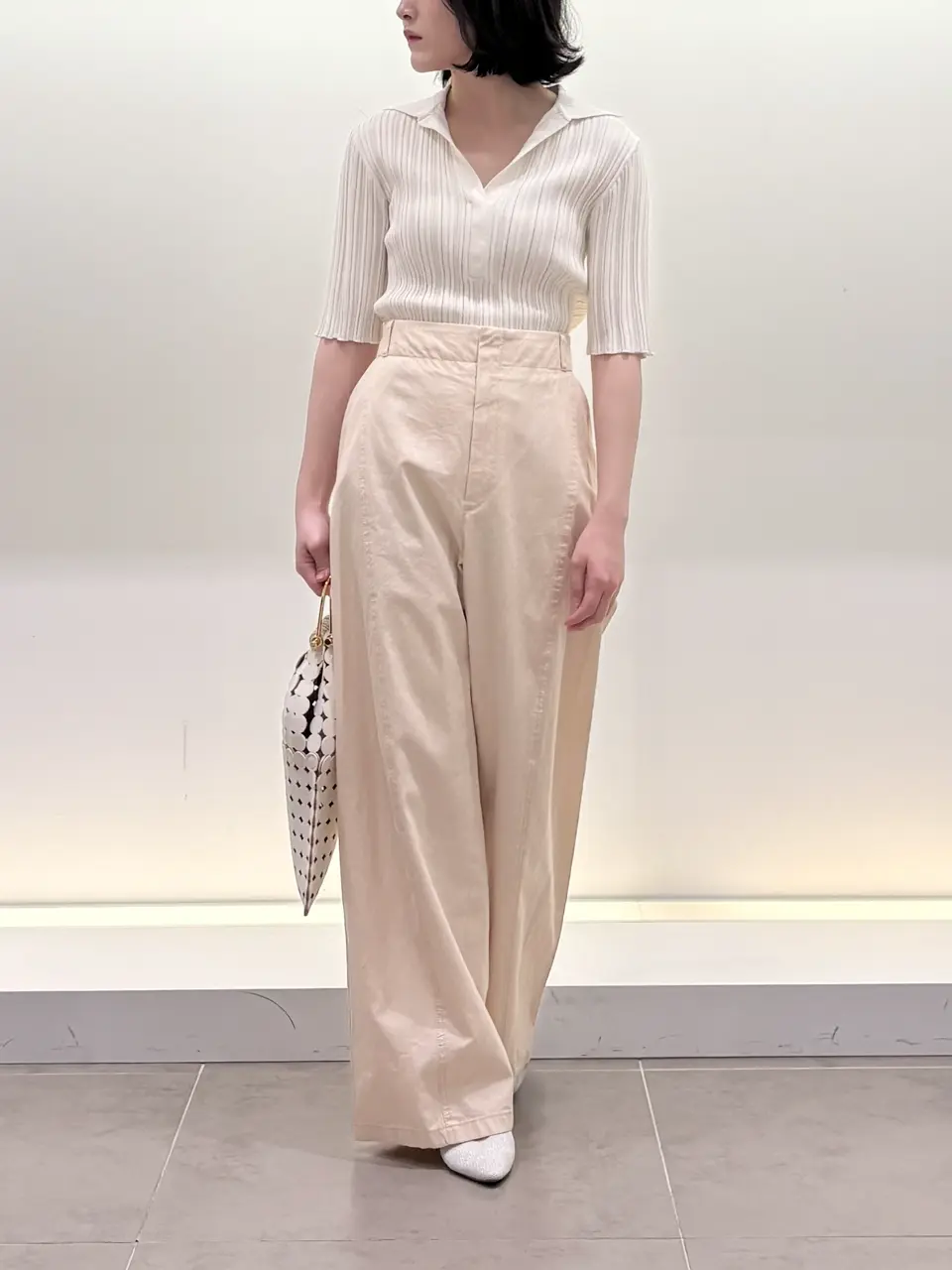 BEIGE， 伊藤 コーディネート画像