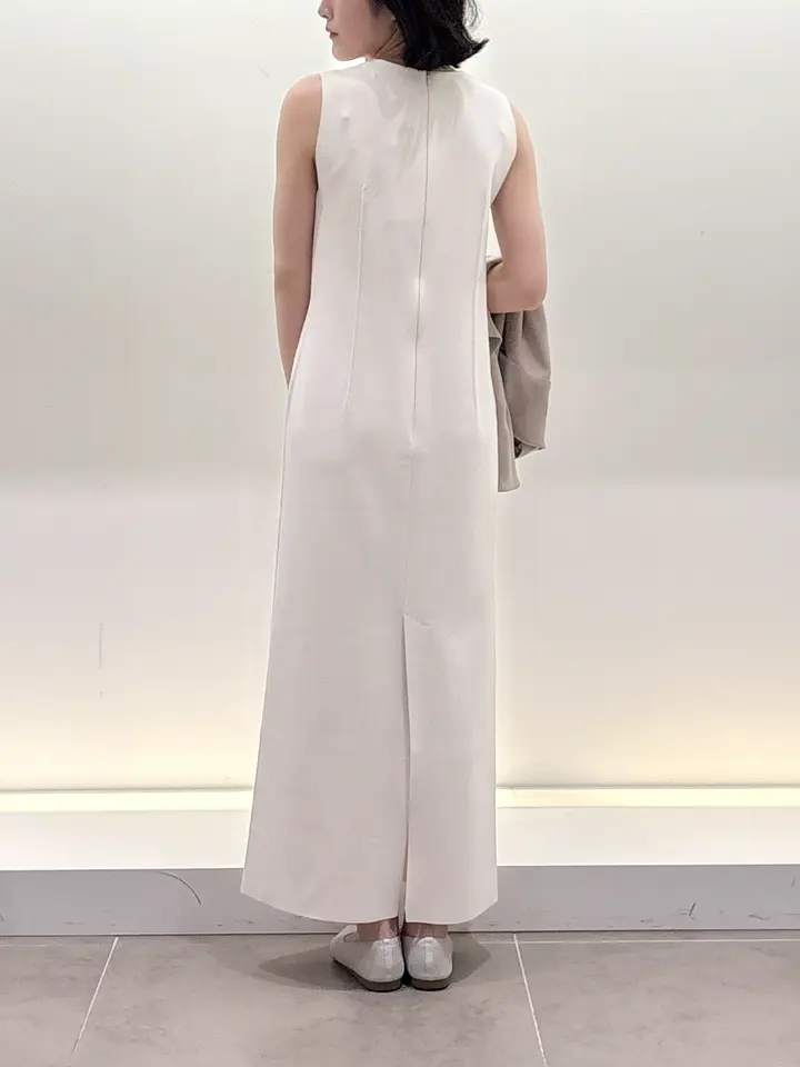BEIGE， 伊藤 コーディネート画像