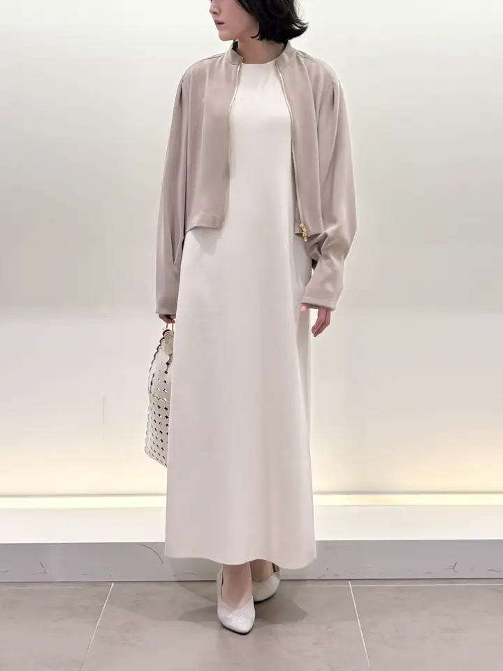 BEIGE， 伊藤 コーディネート画像