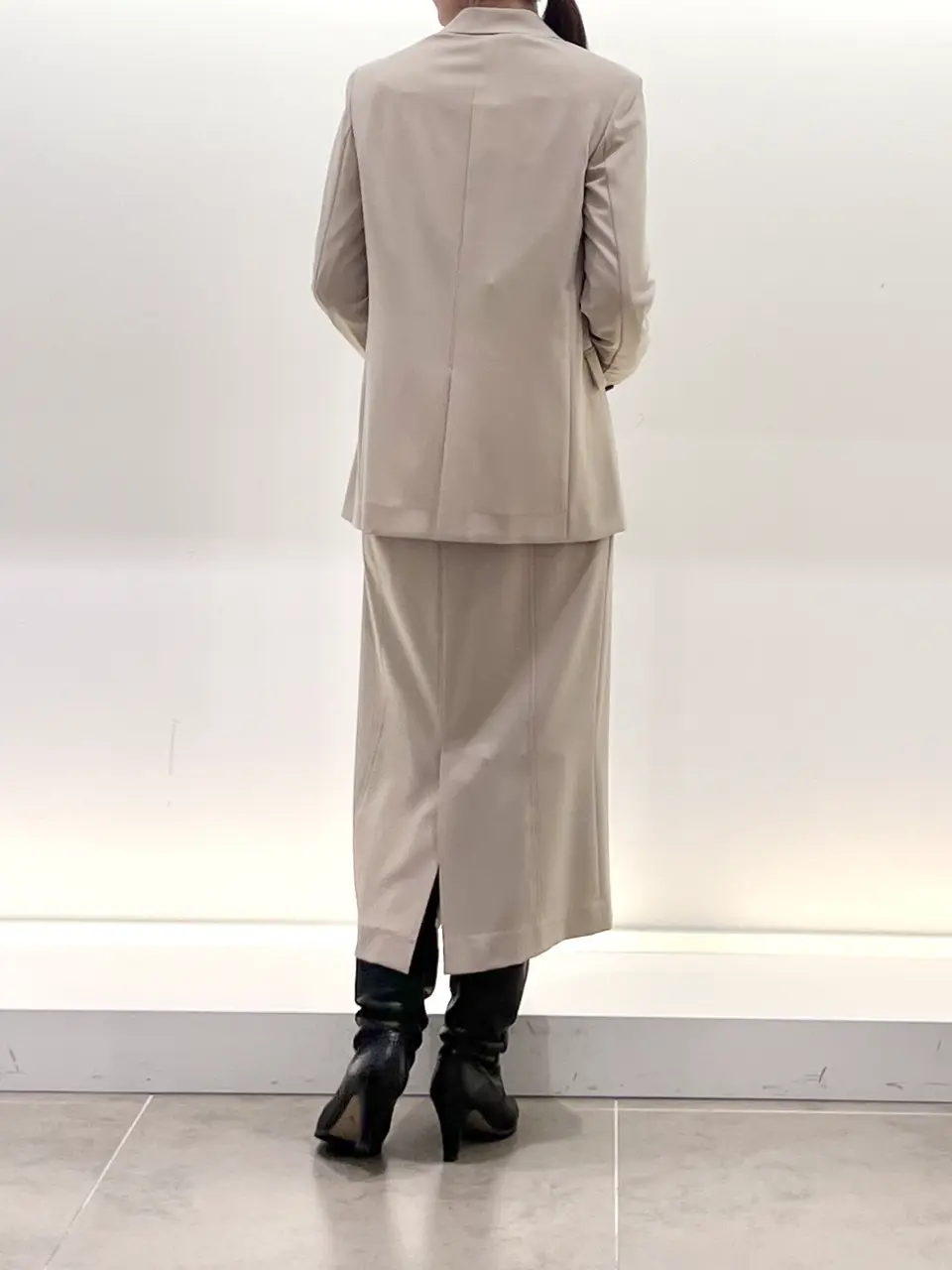 BEIGE， スタッフ コーディネート画像