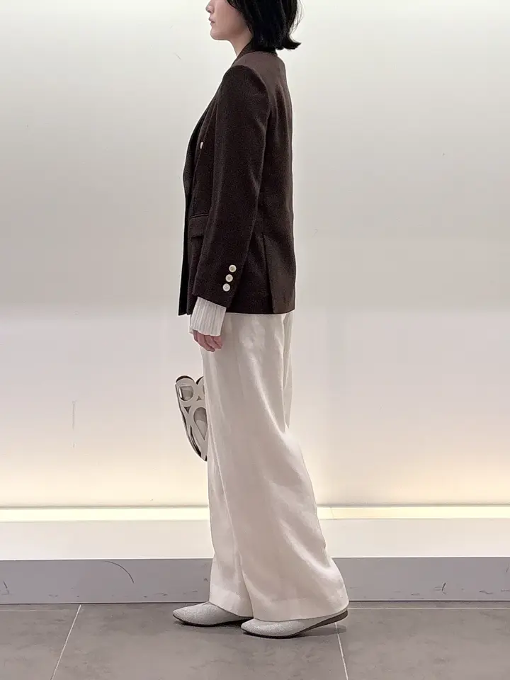 BEIGE， 伊藤 コーディネート画像