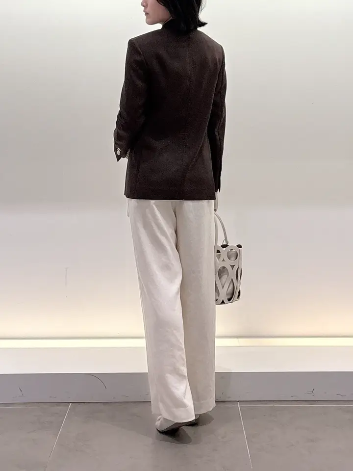 BEIGE， 伊藤 コーディネート画像