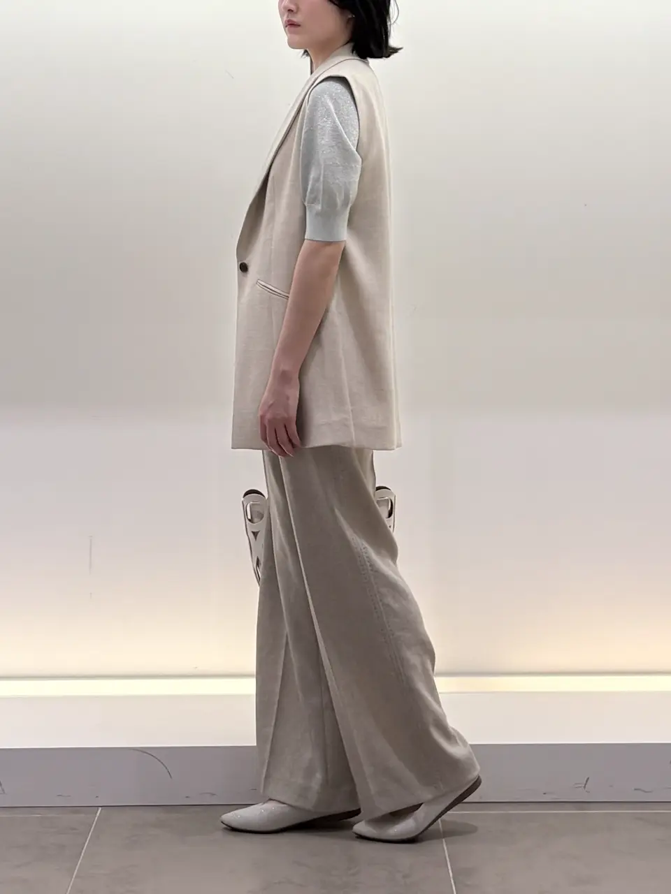 BEIGE， 伊藤 コーディネート画像