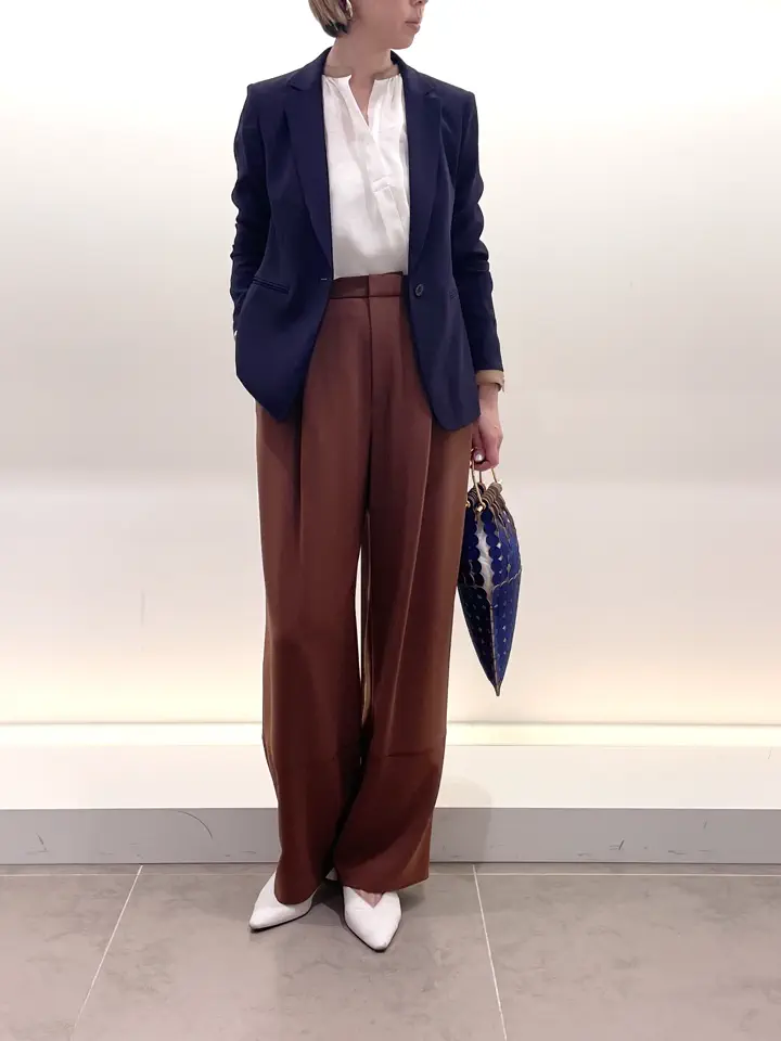 BEIGE， 柴田 コーディネート画像