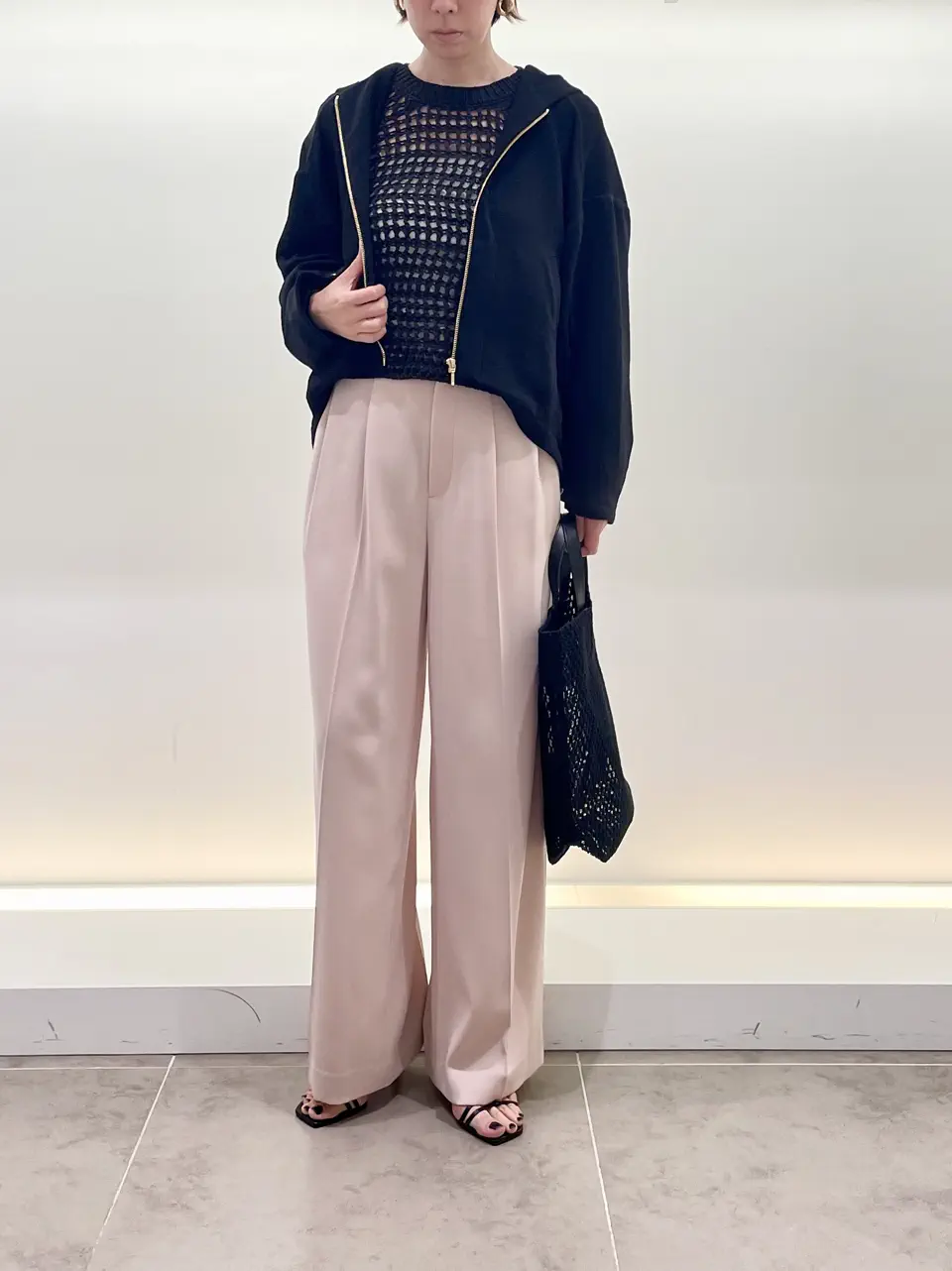 BEIGE， 柴田 コーディネート画像