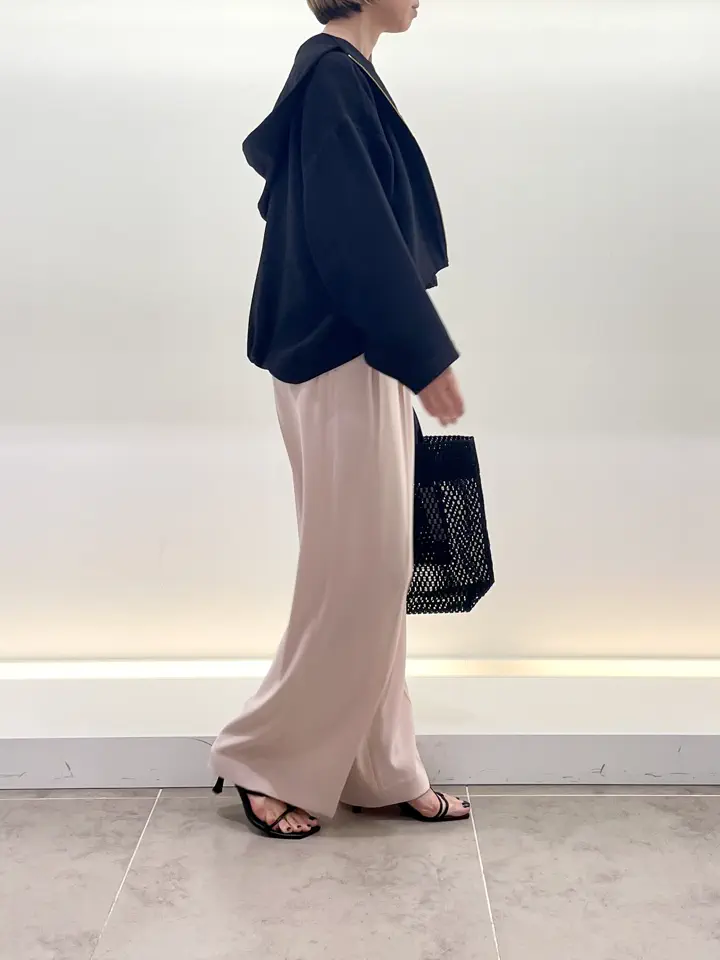 BEIGE， 柴田 コーディネート画像