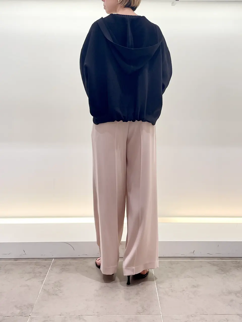 BEIGE， 柴田 コーディネート画像