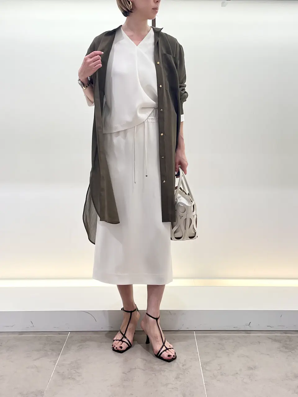 BEIGE， 柴田 コーディネート画像