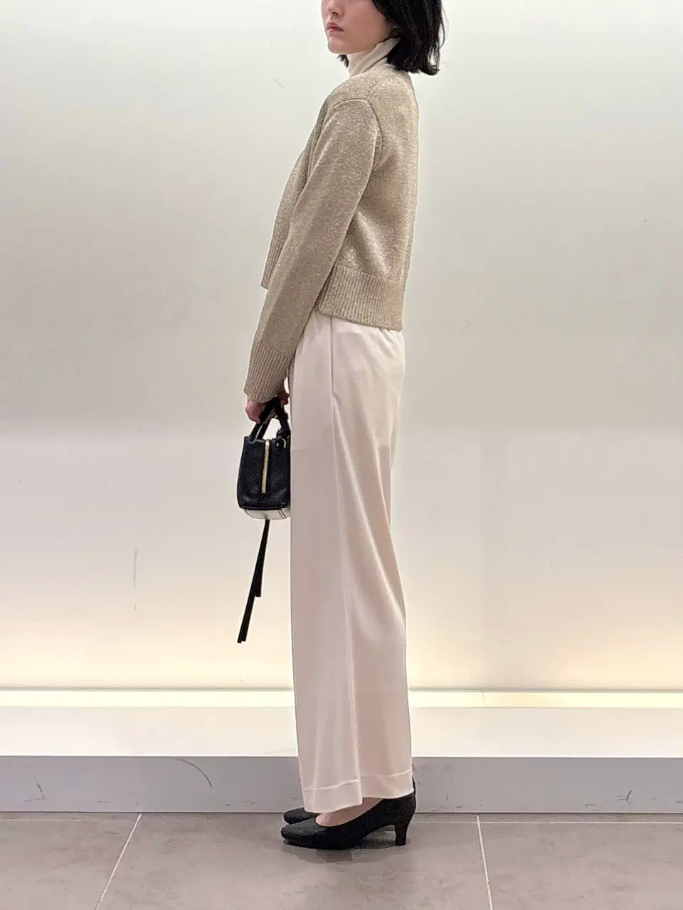 BEIGE， 伊藤 コーディネート画像