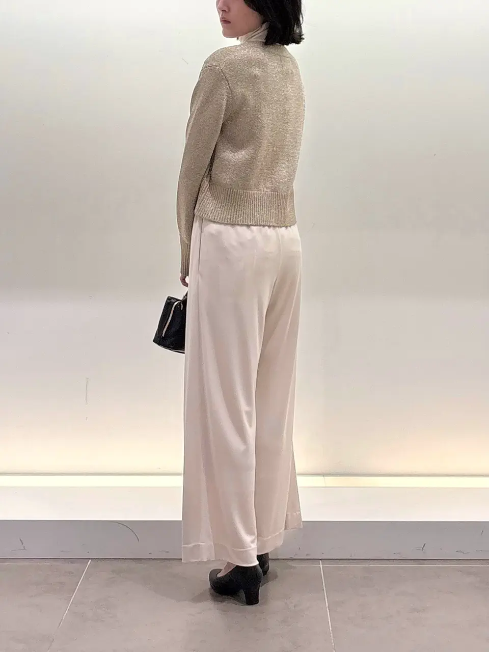 BEIGE， 伊藤 コーディネート画像