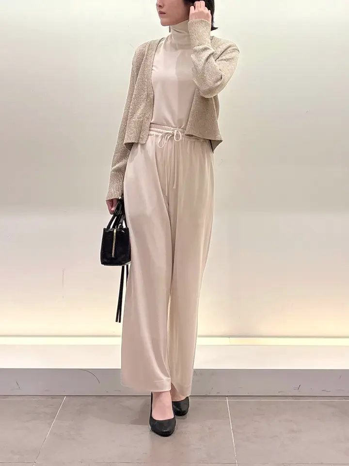 BEIGE， 伊藤 コーディネート画像
