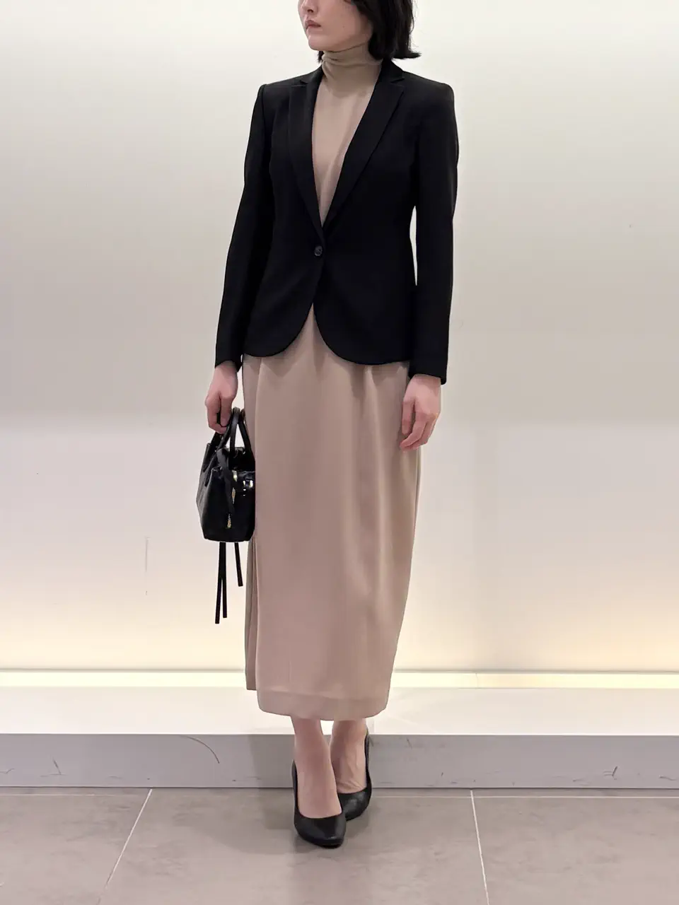 BEIGE， 伊藤 コーディネート画像