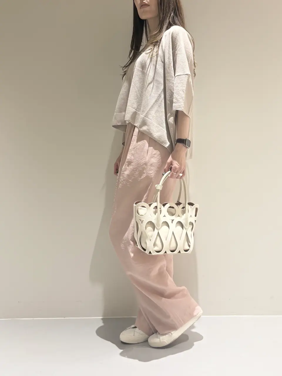 BEIGE， Adachi コーディネート画像