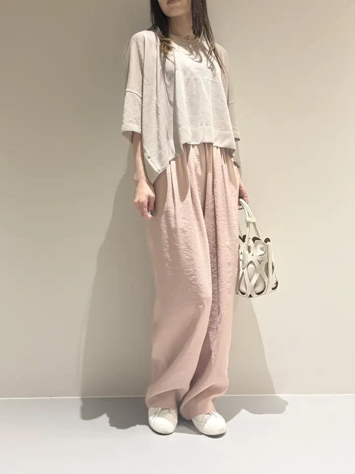 BEIGE， Adachi コーディネート画像