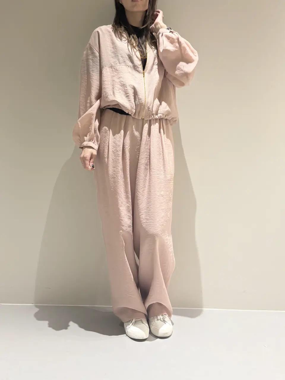 BEIGE， Adachi コーディネート画像