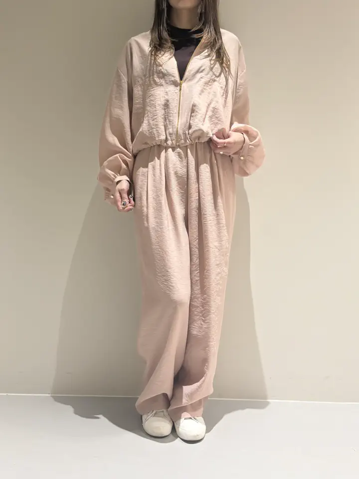 BEIGE， Adachi コーディネート画像