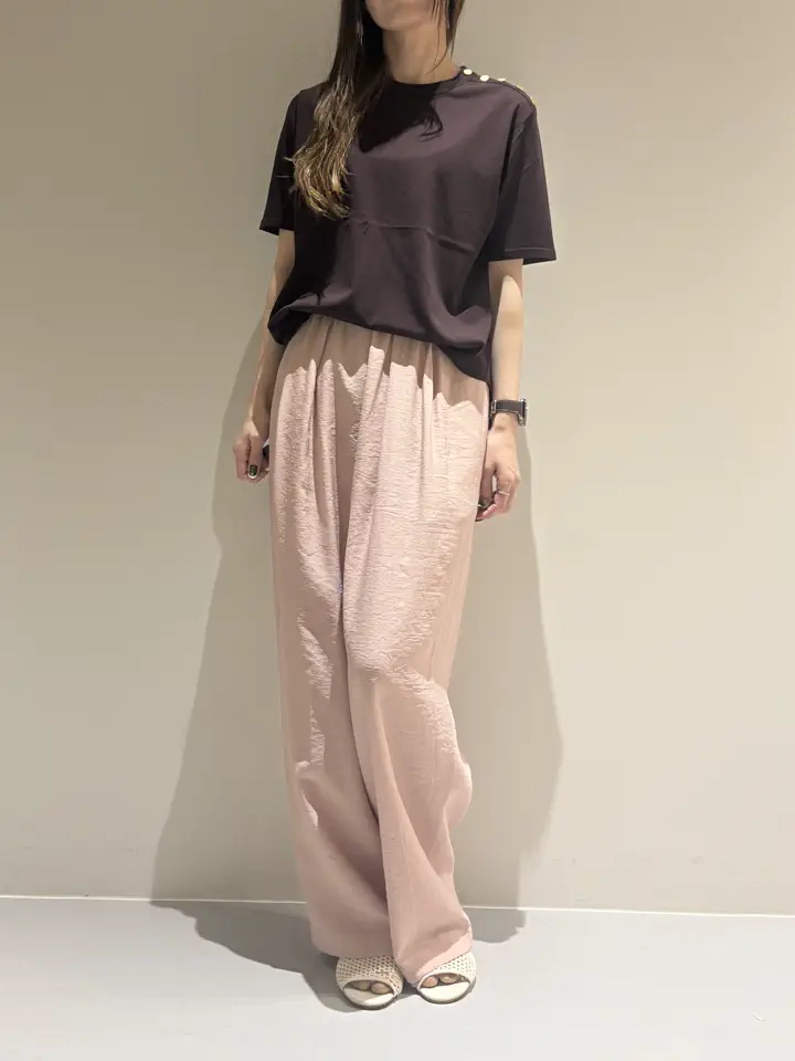 BEIGE， Adachi コーディネート画像