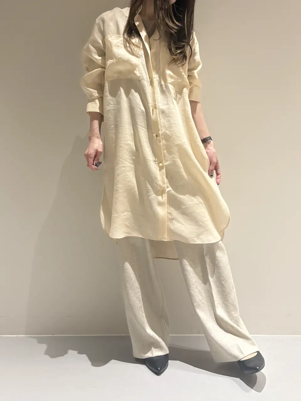 BEIGE， Adachi コーディネート画像