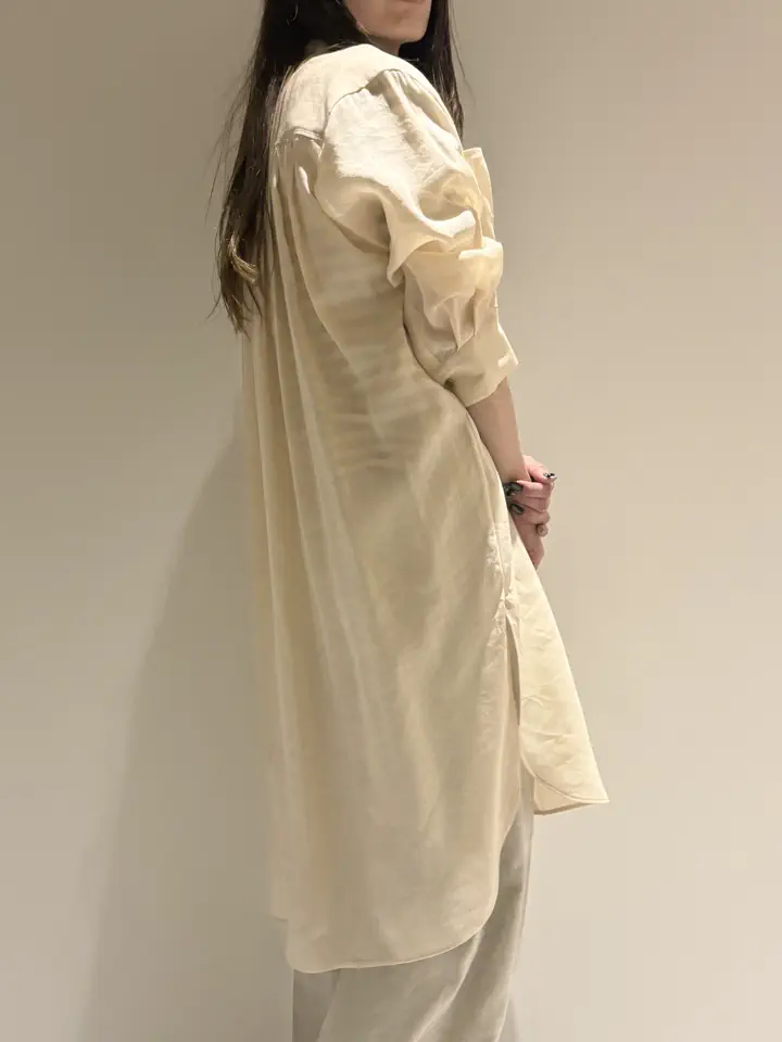 BEIGE， Adachi コーディネート画像