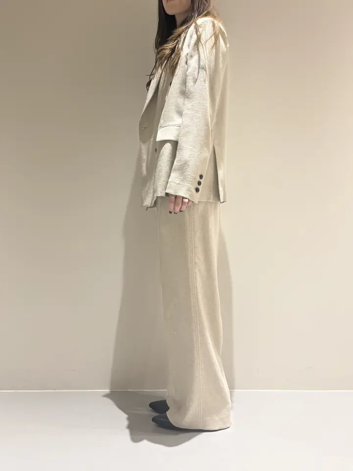 BEIGE， Adachi コーディネート画像