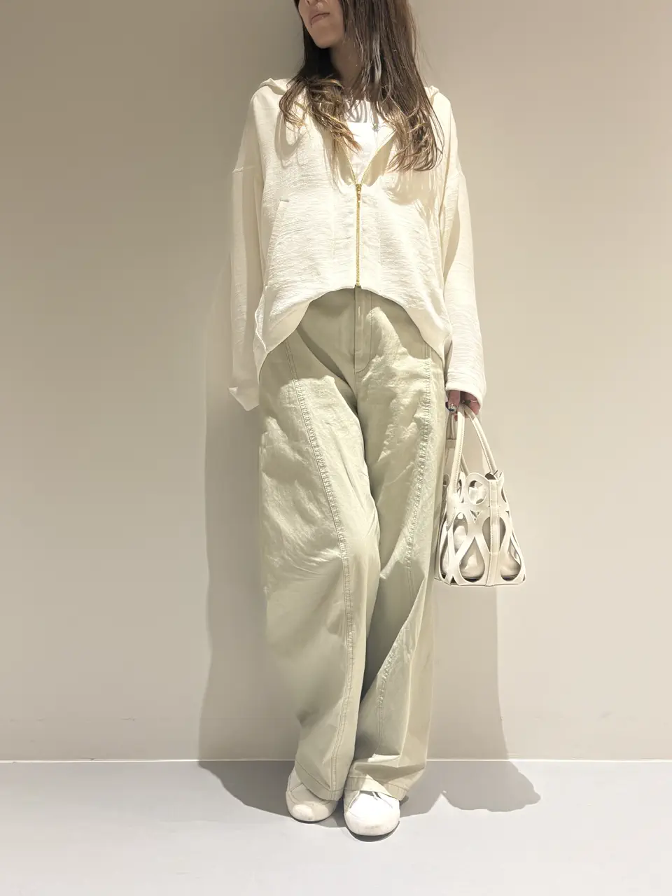 BEIGE， Adachi コーディネート画像