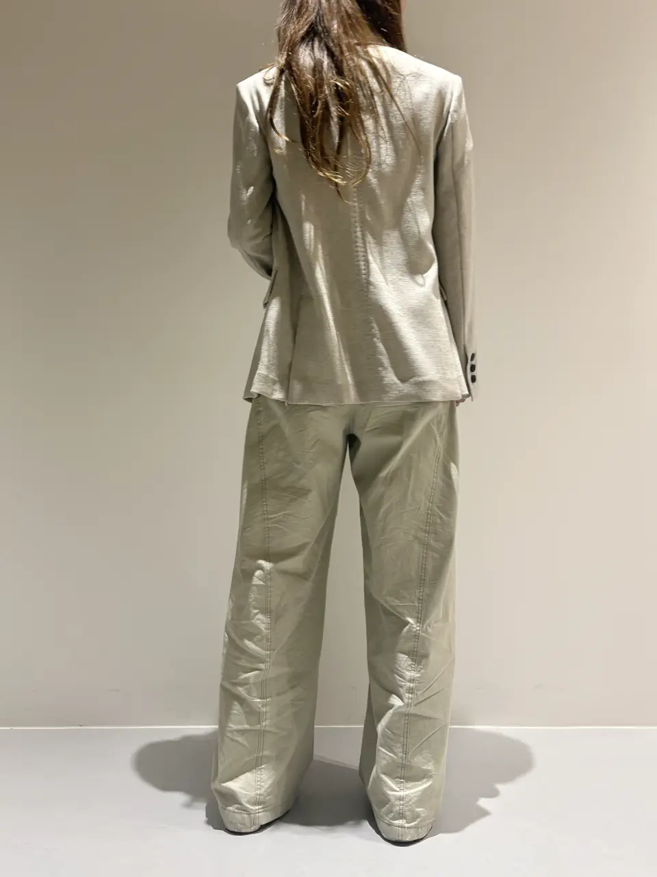 BEIGE， Adachi コーディネート画像