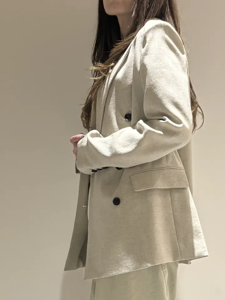 BEIGE， Adachi コーディネート画像