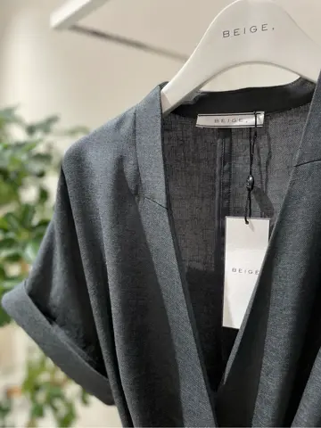 BEIGE， 小泉 コーディネート画像