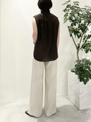 BEIGE， 小泉 コーディネート画像