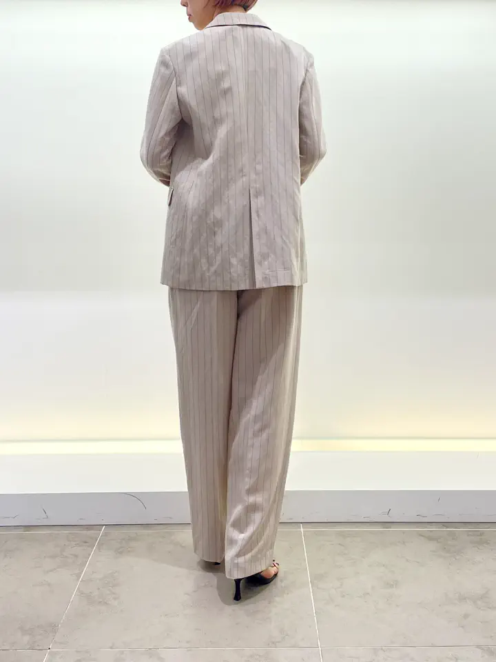 BEIGE， 柴田 コーディネート画像