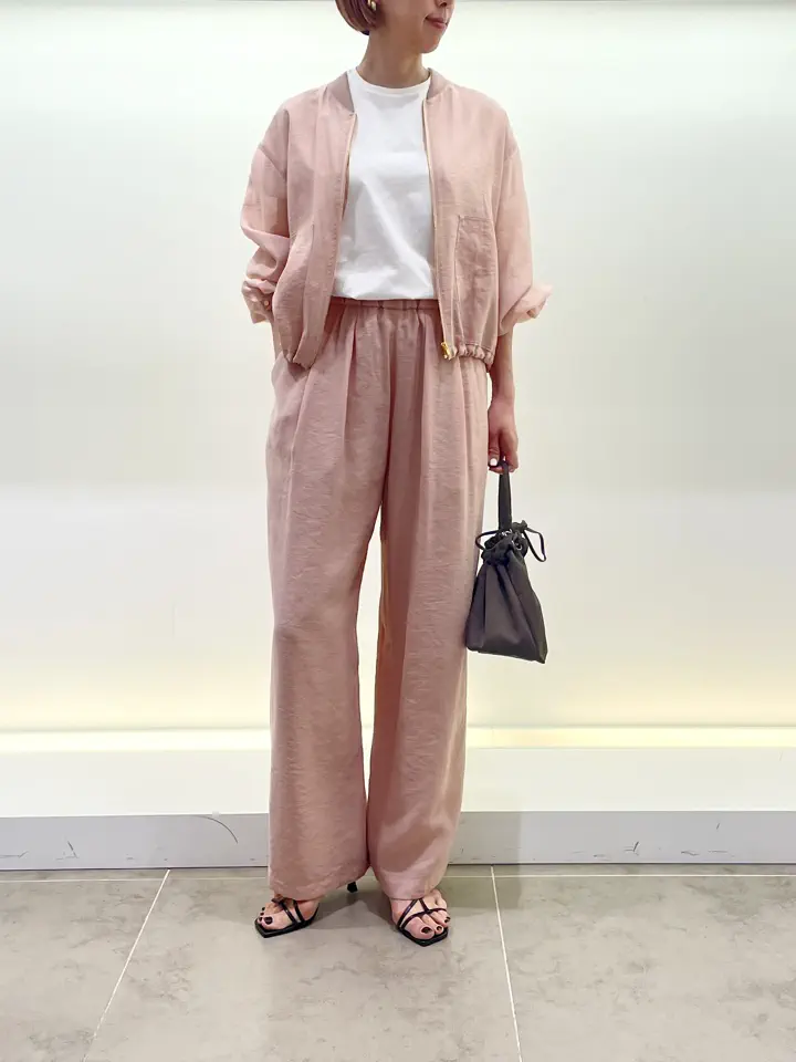 BEIGE， 柴田 コーディネート画像