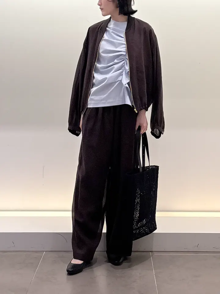 BEIGE， 伊藤 コーディネート画像