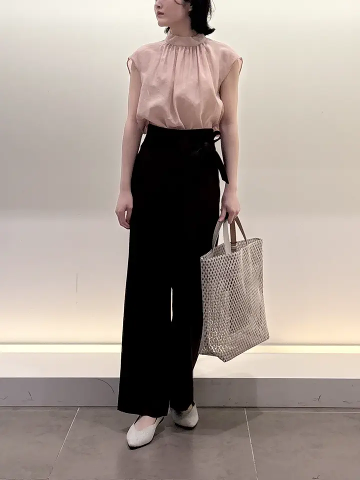 BEIGE， 伊藤 コーディネート画像