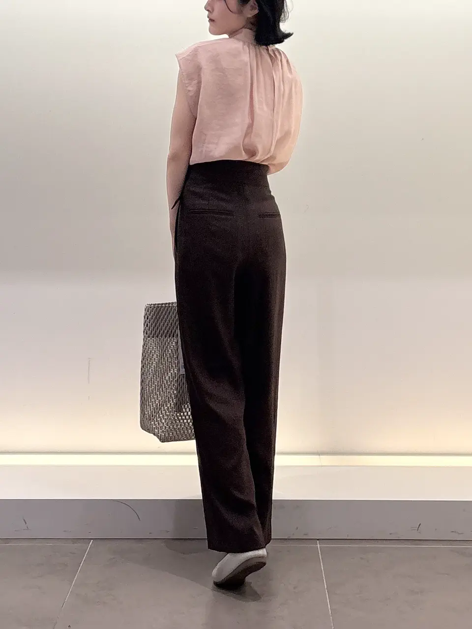 BEIGE， 伊藤 コーディネート画像