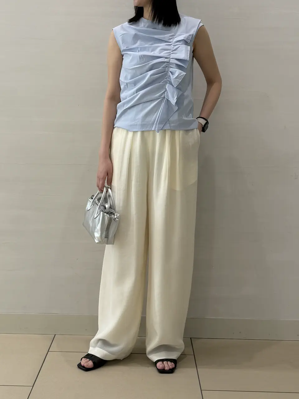 BEIGE， スタッフ コーディネート画像