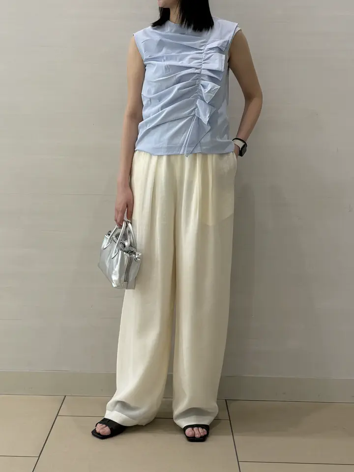 BEIGE， スタッフ コーディネート画像