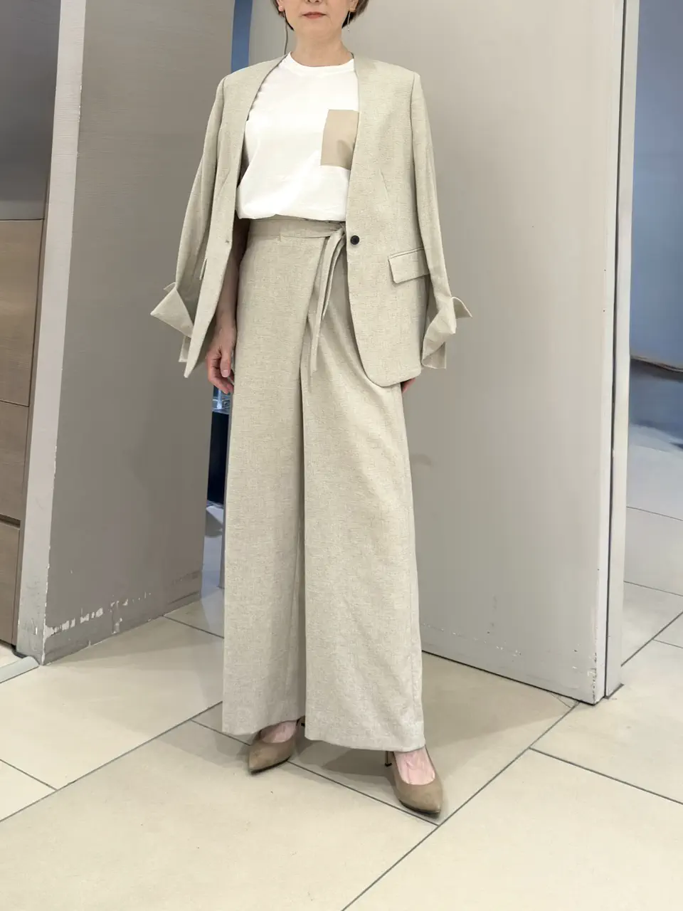  staff コーディネート画像