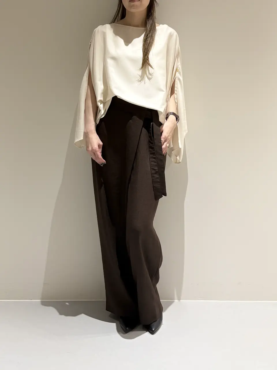 BEIGE， Adachi コーディネート画像