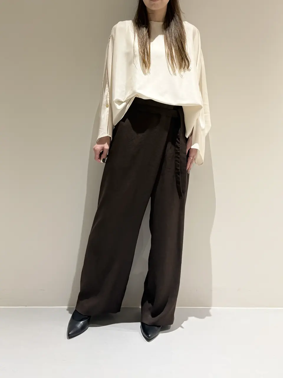 BEIGE， Adachi コーディネート画像