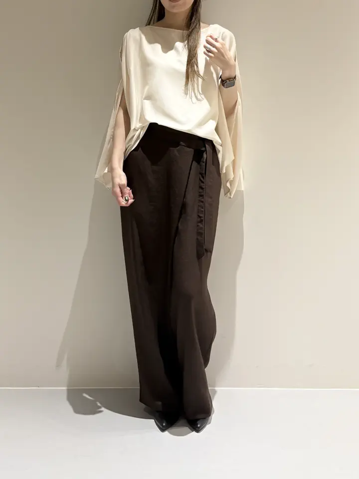 BEIGE， Adachi コーディネート画像