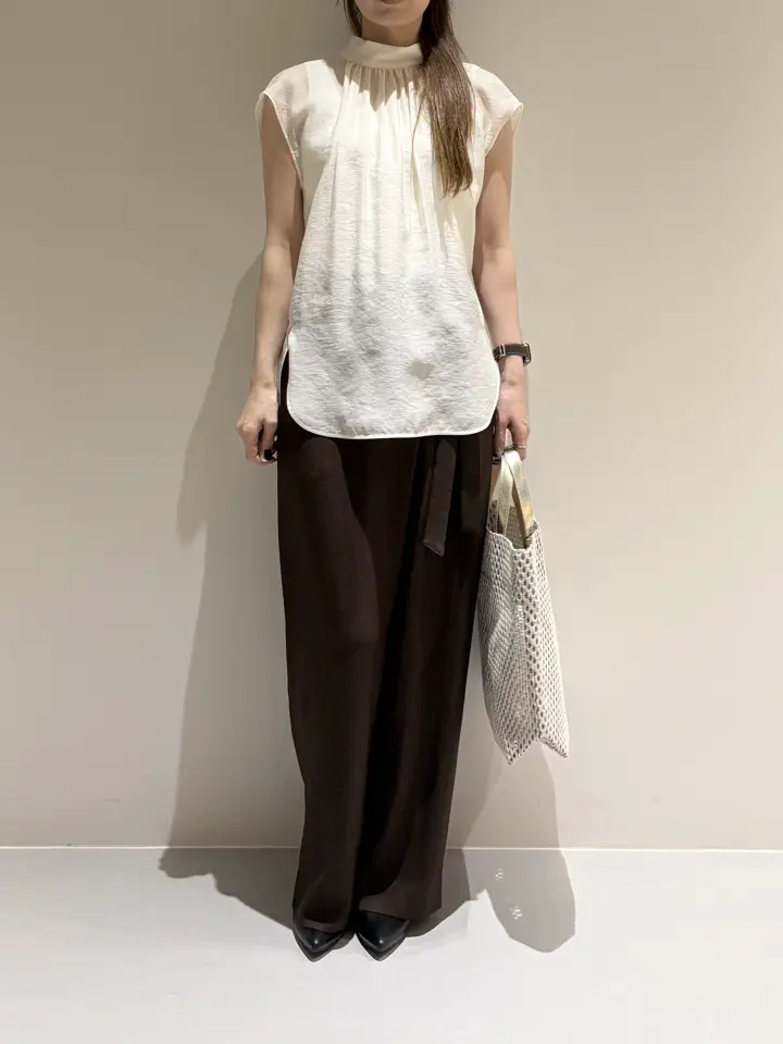 BEIGE， Adachi コーディネート画像