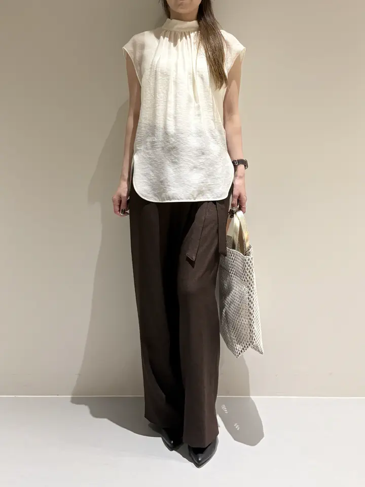 BEIGE， Adachi コーディネート画像