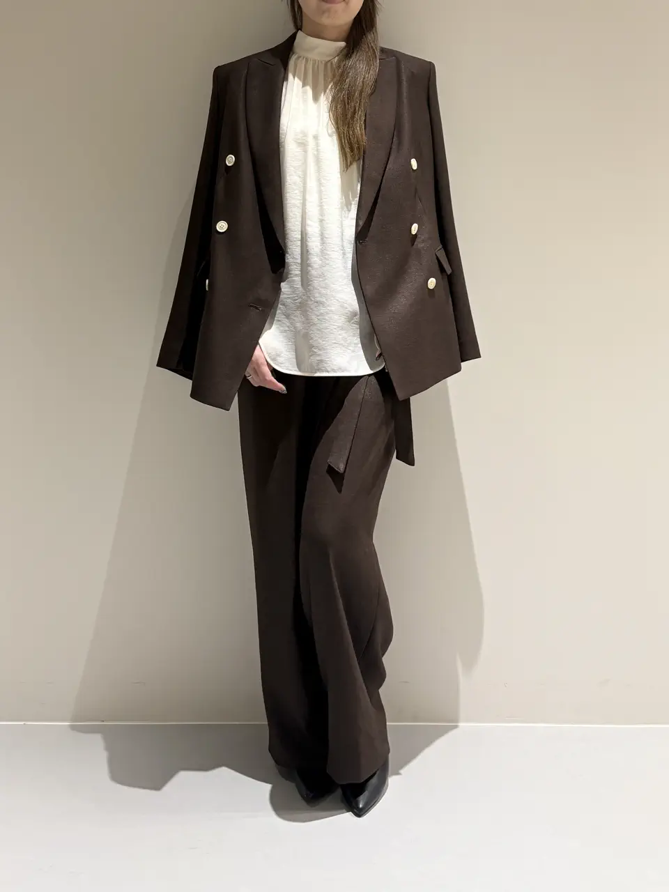 BEIGE， Adachi コーディネート画像