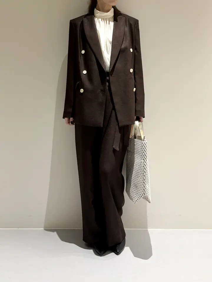 BEIGE， Adachi コーディネート画像