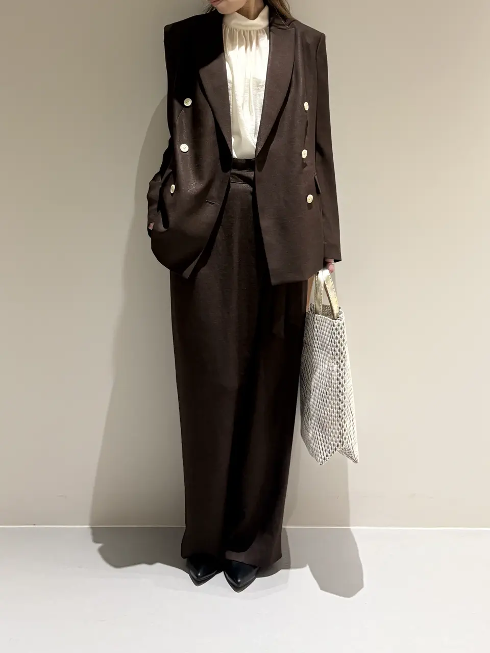 BEIGE， Adachi コーディネート画像