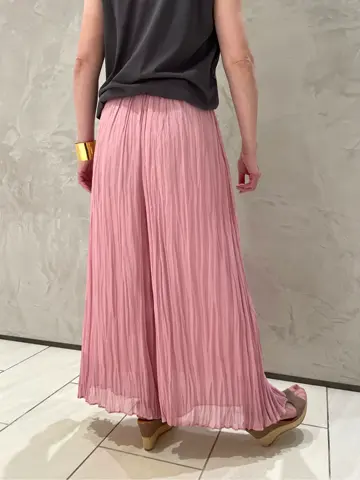 BEIGE， スタッフ コーディネート画像