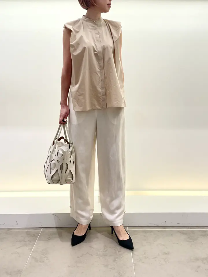 BEIGE， 柴田 コーディネート画像