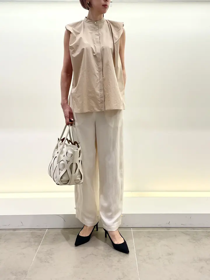 BEIGE， 柴田 コーディネート画像