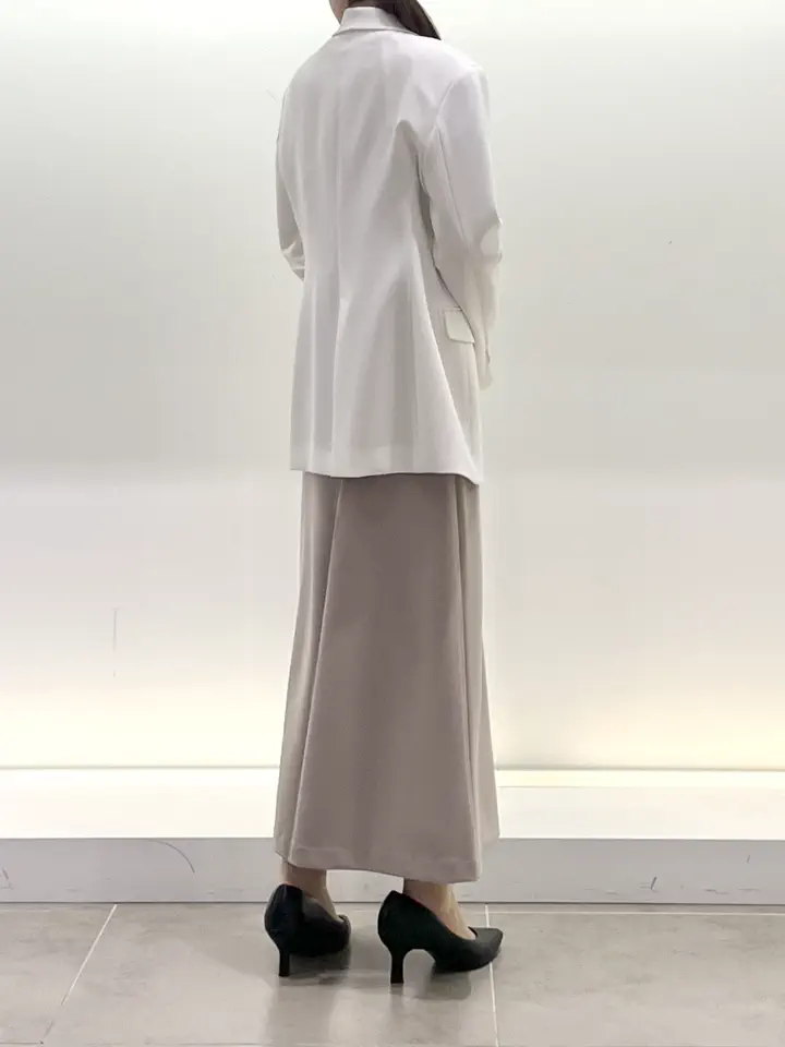 BEIGE， スタッフ コーディネート画像